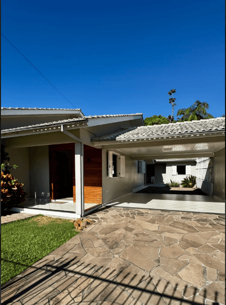 Casa para venda, 131,31m², com 3 dormitórios - Pinheirinho, Criciúma